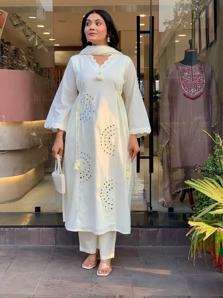 Heavy Original mirror work and tussel and pintex work